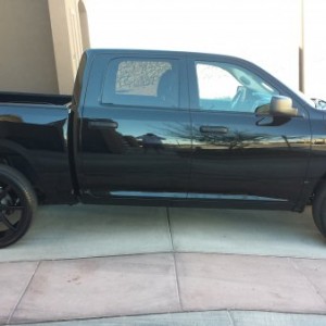 Mods: 24's, exhaus14" magnaflow.