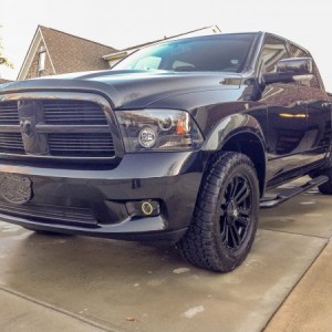 New Nitto Tires and Dee Zee steps