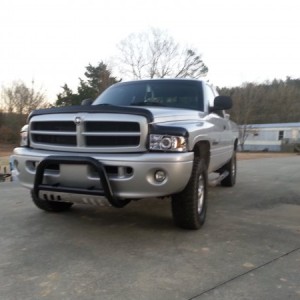 20140103 164229
about 6 months ago when I added the bull bar. And changed all the lights out to leds.