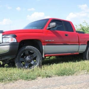 summer '13 just put on the wheels, tires, headlights, kinda miss this look sometimes..