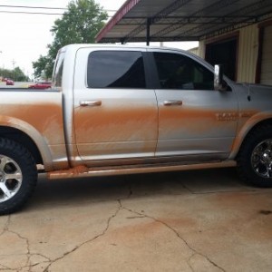 35 Toyos
