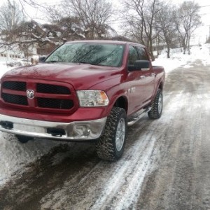 200 miles on new lift, added wheel spacers 1.25"