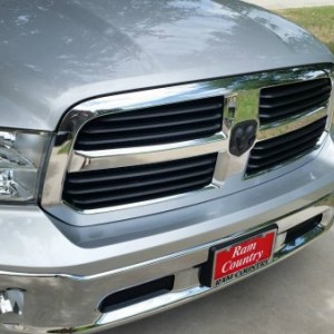 Decided to pill off all the Plasti except for the Inserts and of course the center emblem.
