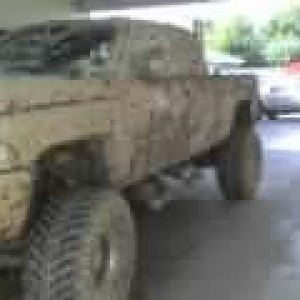 playn in sum mud