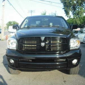 MINE :-)
07 qc 4X4 wih a 5.7 HEMI
BUILD SHEET INFO

According to our records, your vehicle was equipped from the factory
with the following:

V