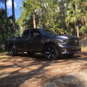 Sitting pretty. pretty happy with my two tone plasti job