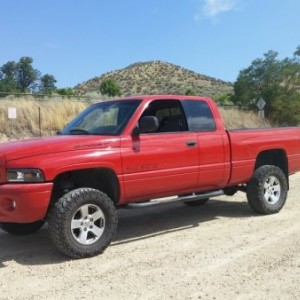 Black Decal Package, Prerunner Removed, Rear 2" to Level