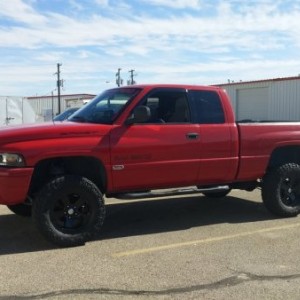 4th Gens Powder Coated Black & Some 315/70R17 Trail Grapplers