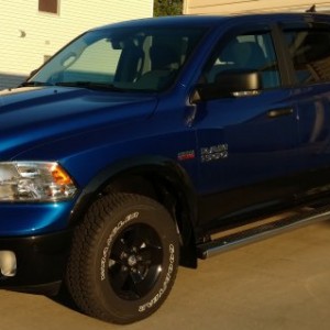 2016 Ram 1500 Outdoorsman 4x4 5.7 Hemi