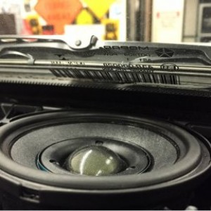 center channel integra 4