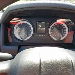 2016 Ram 1500 ST 4X4 5.7 Hemi