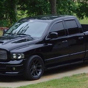 '04 Ram HemiSport