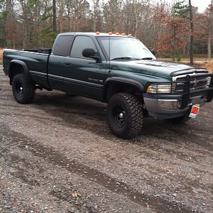 98 Dodge Ps Front