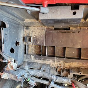 Battery Tray W_H7 Block Off