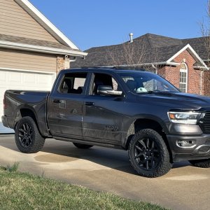 23 ram 3.5" SST with 35" MT Baja Boss A/T