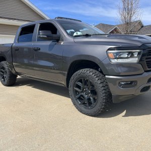 23 ram 3.5" SST with 35" MT Baja Boss A/T