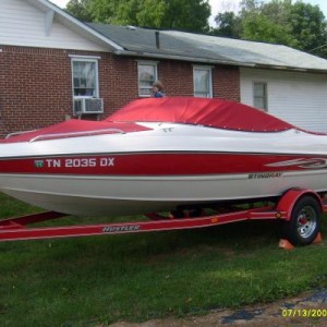 2008 Stingray 185LX. Bought new in '08, the only toy I currently have.