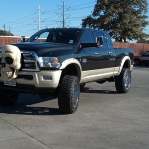 Skull Truck 2