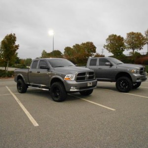 mine on the left..Jake09's on the right