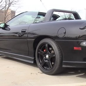 LS2Z28 I owned






built by TonyLS2