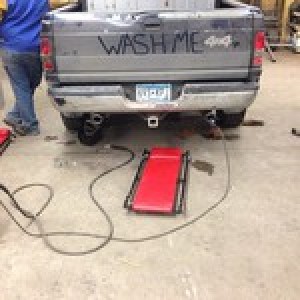 got my dual exhaust all set up , stainless steel rolled edge tips with a flowmaster super 44 muffler