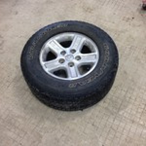 got new rims for the dodge , from an 06