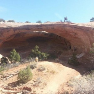 Uranium arch on seven mile rim