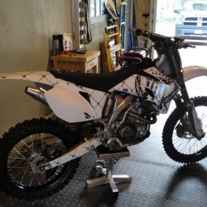 NEW plastics & sticker kit 2012! The old RAM in the background..