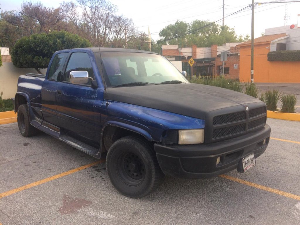 1996 Ram 1500 Extended Cab Stepside Custom Front Side