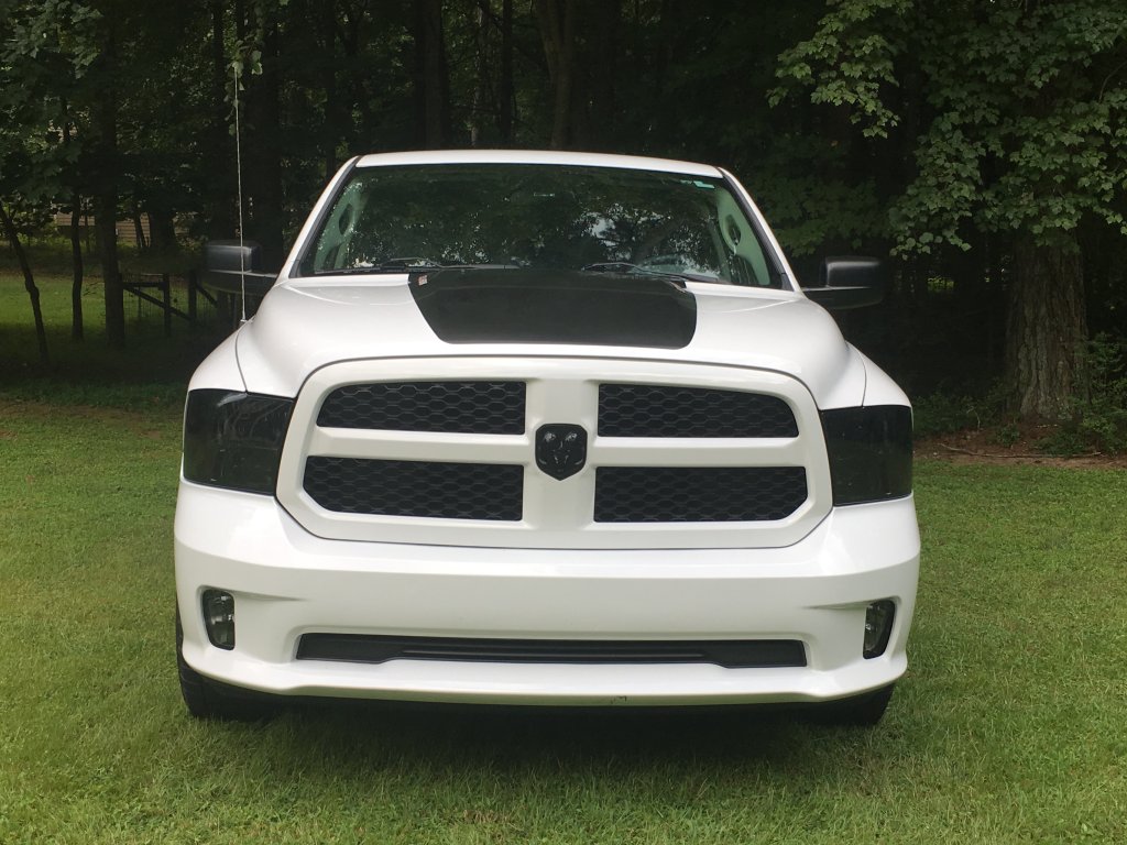 2015 RAM 1500 Front View