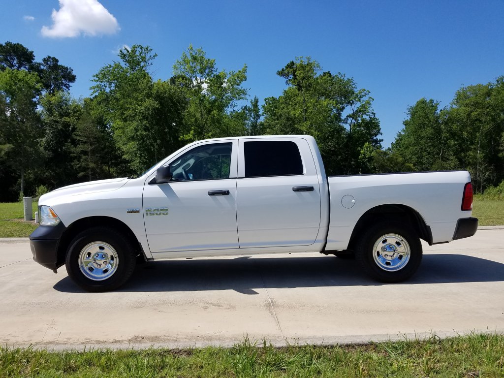 2016 Ram 1500 ST 4X4 5.7 Hemi