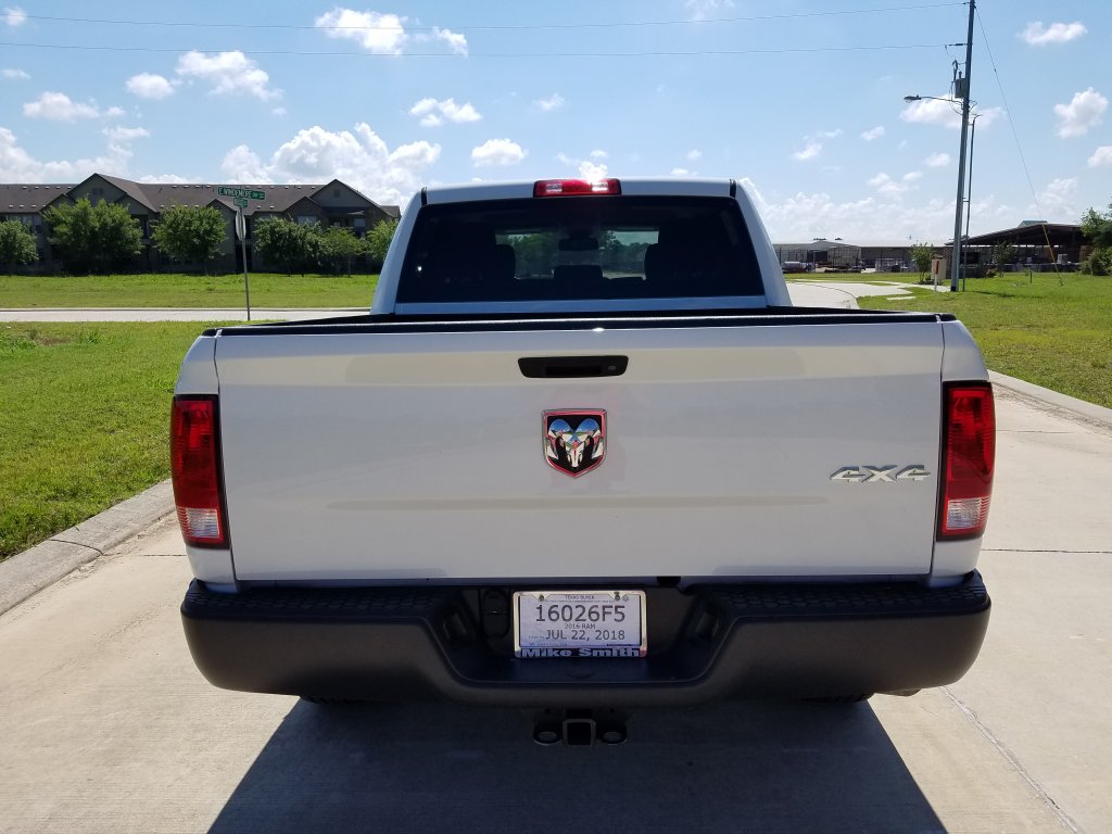 2016 Ram 1500 ST 4X4 5.7 Hemi