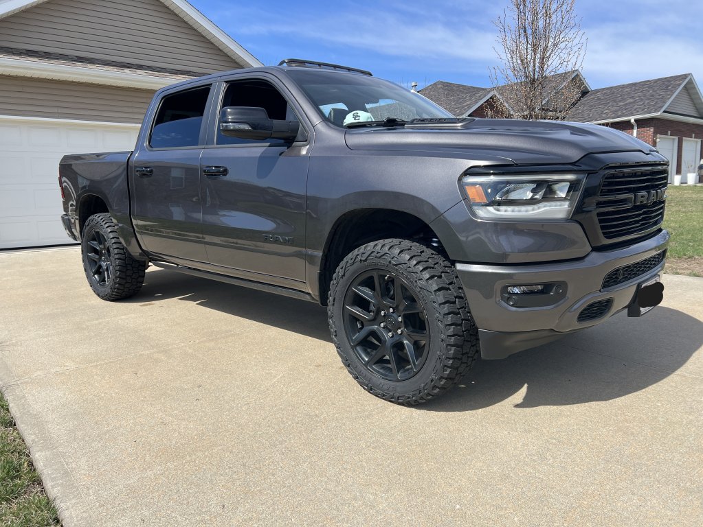 23 ram 3.5" SST with 35" MT Baja Boss A/T