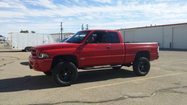 4th Gens Powder Coated Black & Some 315/70R17 Trail Grapplers