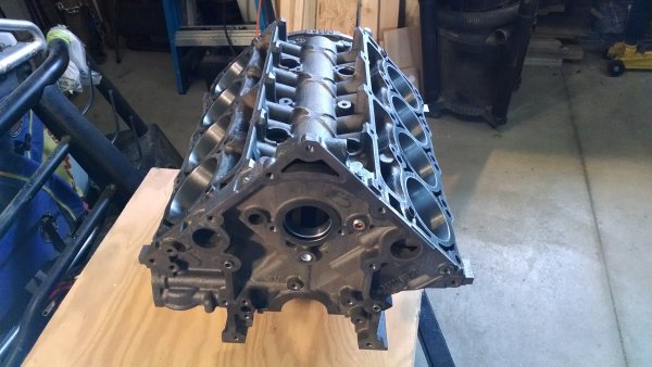 5.7L Hemi block