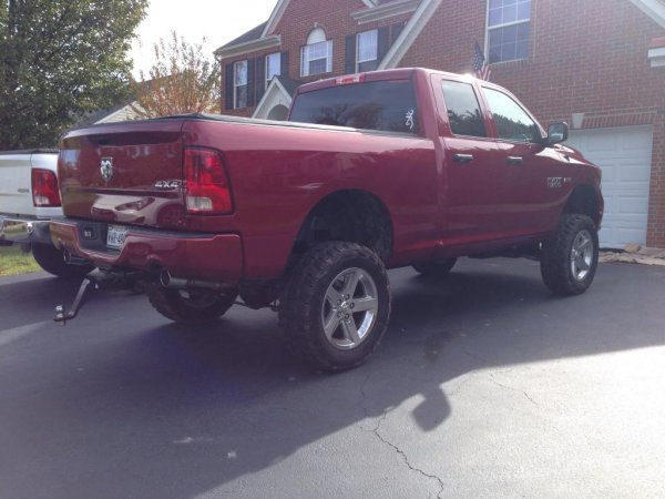 6" RCX suspension, 3" body lift on 35's