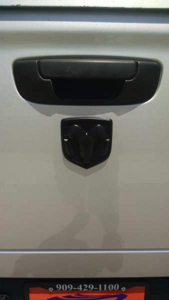 Blacked out rear Ram badge.