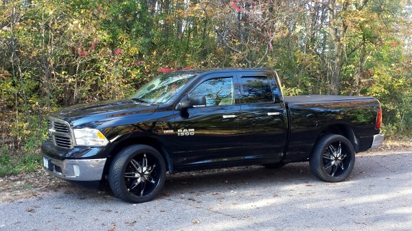 Enjoying a nice fall day at the park. We took family pics....I couldn't forget the RAM