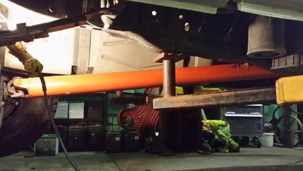 FINALLY my driveshaft came! What better color than mopar orange!