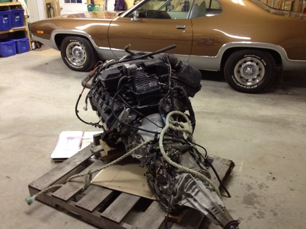 First pic of the Hemi