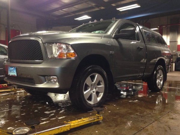 Fresh bath, Lifted 2.5in. LED all around, one piece mesh Grill