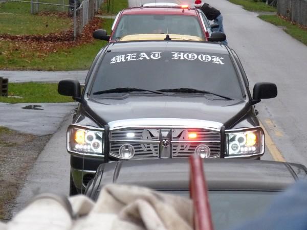 Good pic of the CCFL HALO's and the Billet Grill.