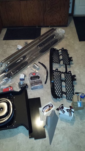It's like Christmas morning! Parts from Moe's and a couple other vendors waiting for me when I got home from work.