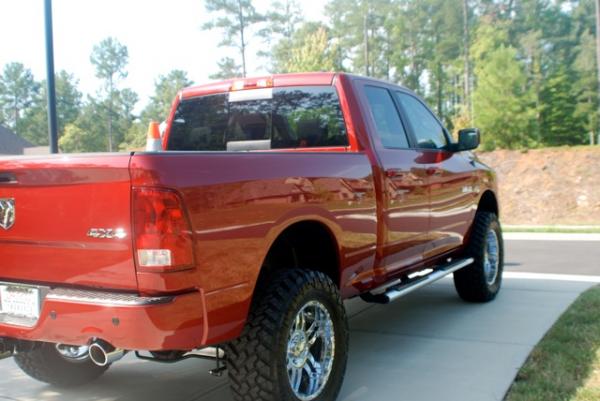 Lifted Red Sport 1500 5.7 V8