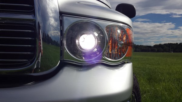 morimoto 3inch fx-r  projectors and 5000k hids