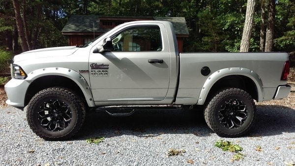 New gloss black steps and new 20x10 Fuel Assault wheels