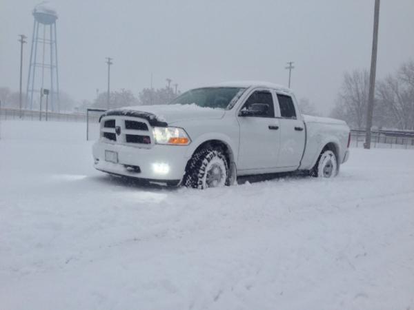 No limited slip, trudging through 12"+ snow no problem with the Duratracs