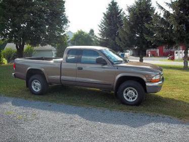 Old Dako. 2000 SLT 4.7 V8, one family owned.