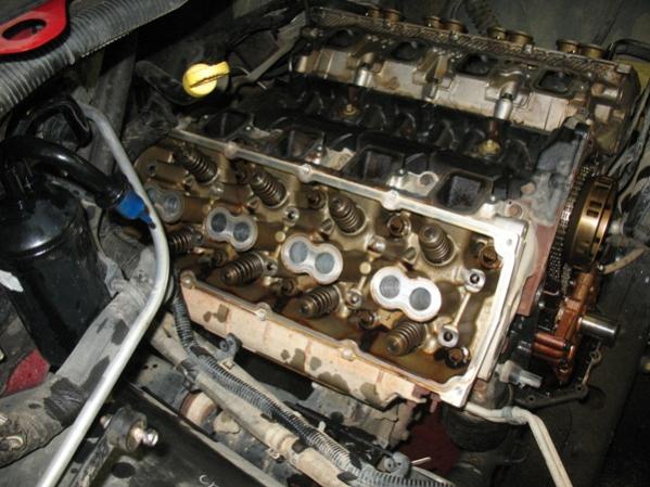 Pass side without the valve cover