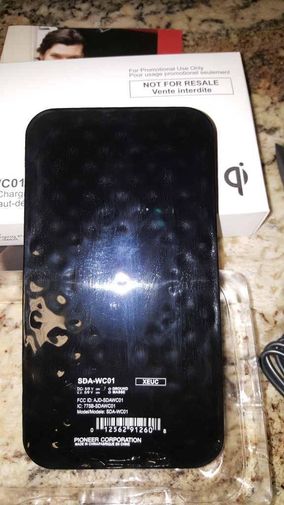 Pioneer Wiireless charger Back